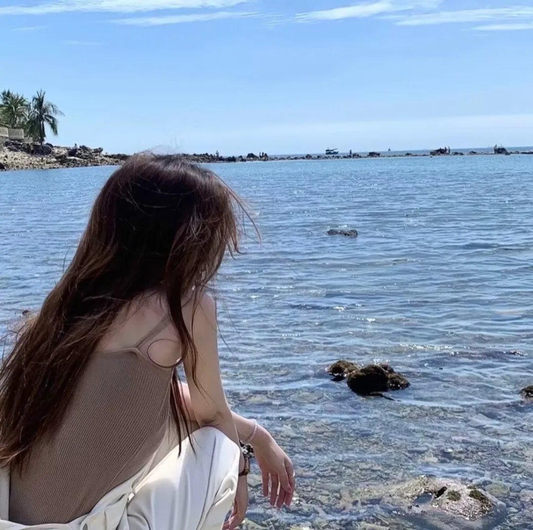 仙人坝的红衣兜海报